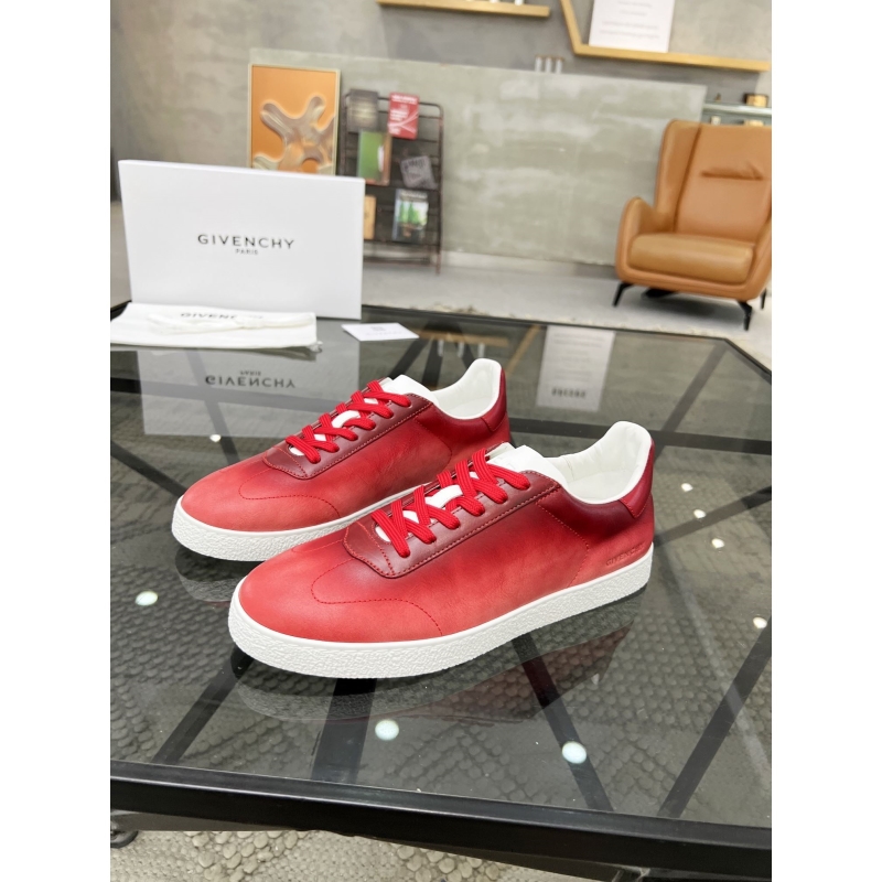 G*u*i casual shoes